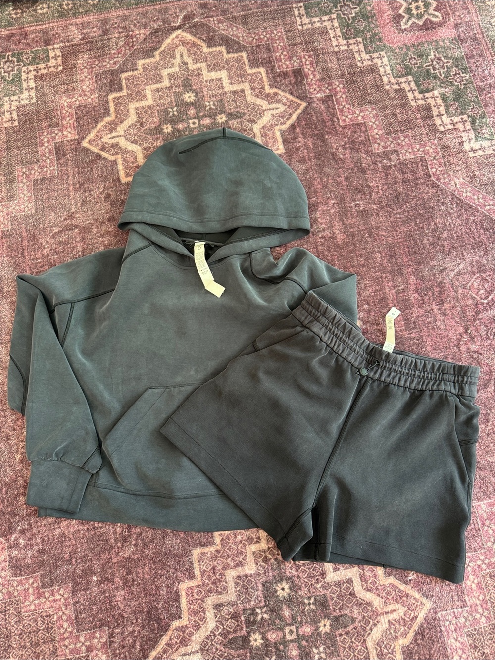 LULULEMON SET SOFTSTREME Hoodie and Shorts Set In BLACK